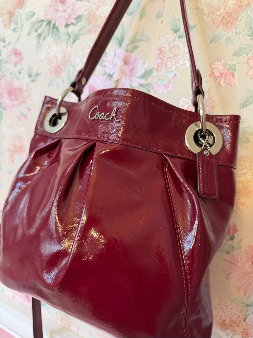 Y2K Coach  Burgundy Patent Leather Shoulder Bag